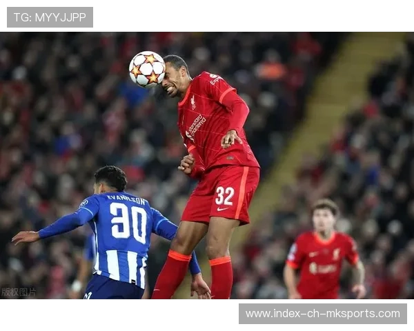 波尔图豪门替补快攻补射完成翻盘