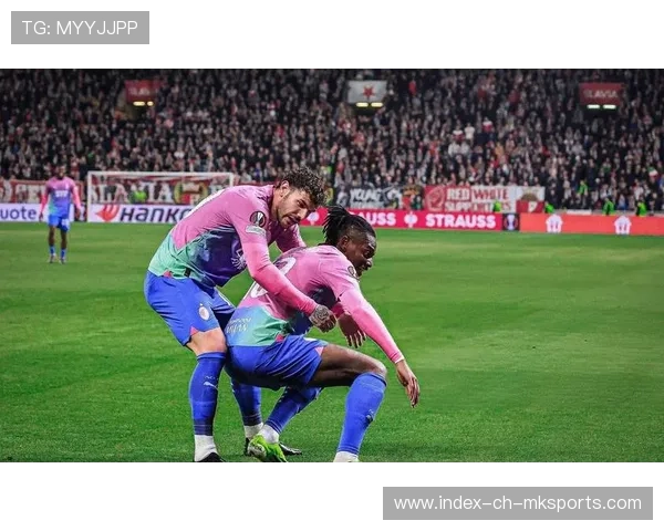 莱奥上演个人表演赛，再次爆射破门